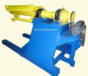 Консольный разматыватель рулонного металла - Консольный разматыватель для разматывания рулонного металлопроката. Нагрузка до 10 тонн.Возможно доукомплектование подающей тележкой. Срок изготовления 2 мес. Цена 450000.00 руб.